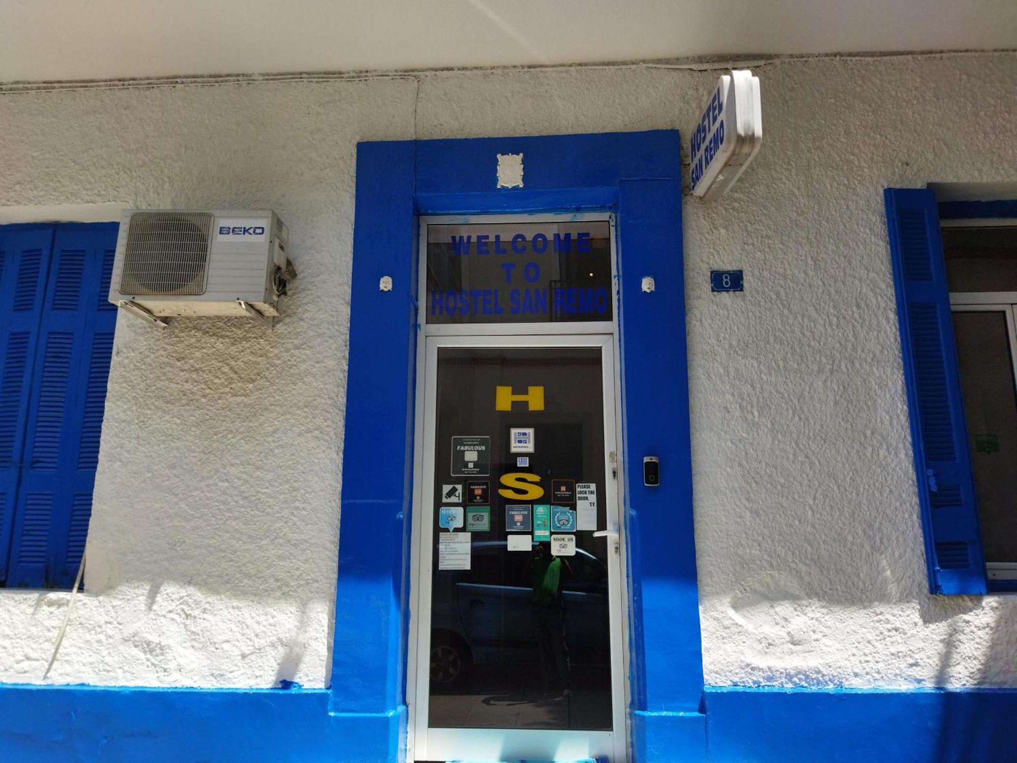 San Remo Hostel Atina Dış mekan fotoğraf